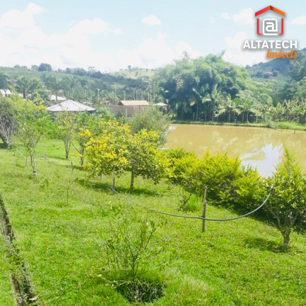 Imagem Imóvel com 2 Quartos à Venda, 250 m² em Paraiso - Botelhos Imagem Imóvel com 2 Quartos à Venda, 250 m² em Paraiso - Botelhos