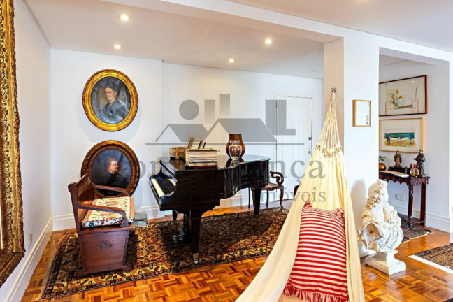 Imagem Apartamento com 3 Quartos à Venda, 230 m² em Consolação - São Paulo Imagem Apartamento com 3 Quartos à Venda, 230 m² em Consolação - São Paulo