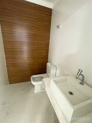 Imagem Apartamento com 3 Quartos à Venda, 245 m² em Centro - Guarapari Imagem Apartamento com 3 Quartos à Venda, 245 m² em Centro - Guarapari