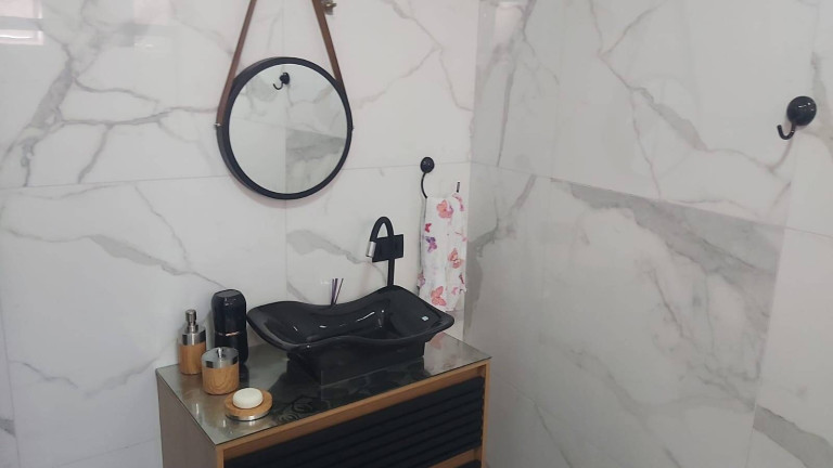 Imagem Casa com 3 Quartos à Venda, 198 m² em Jardim Celani - Valinhos Imagem Casa com 3 Quartos à Venda, 198 m² em Jardim Celani - Valinhos