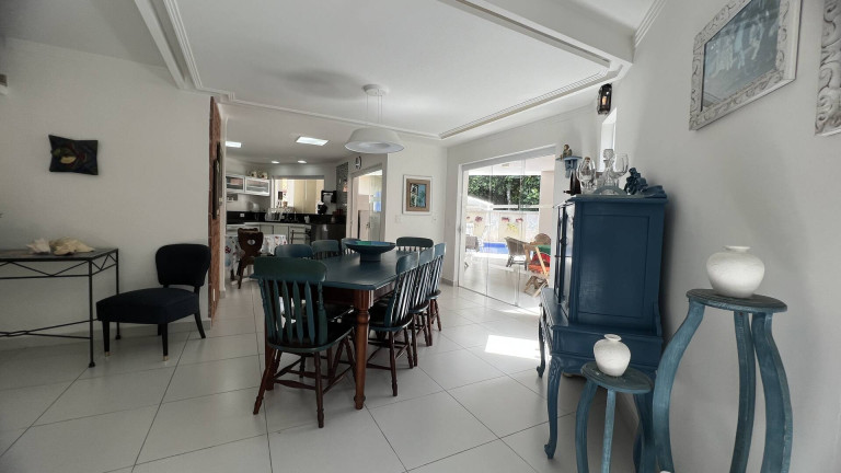 Imagem Casa com 4 Quartos à Venda, 245 m² em Riviera De São Lourenço - Bertioga Imagem Casa com 4 Quartos à Venda, 245 m² em Riviera De São Lourenço - Bertioga