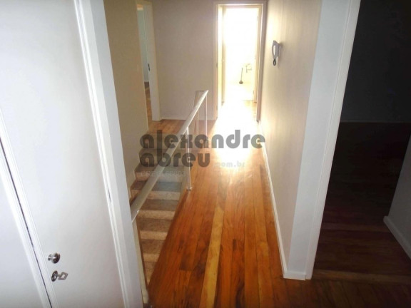 Imagem Casa com 6 Quartos à Venda, 450 m² em Jardim Morumbi - São Paulo Imagem Casa com 6 Quartos à Venda, 450 m² em Jardim Morumbi - São Paulo