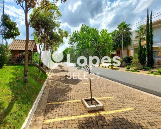 Imagem Imóvel com 3 Quartos à Venda, 270 m² em Swiss Park - Campinas