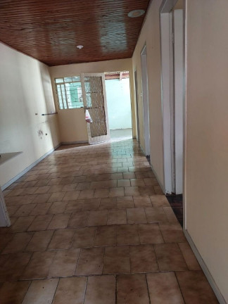 Imagem Casa com 3 Quartos à Venda, 70 m² em Pinheirinho - Curitiba