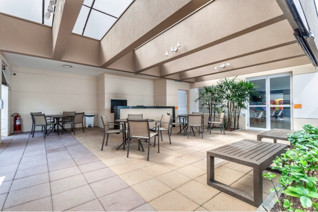 Imagem Apartamento com 2 Quartos à Venda, 60 m²