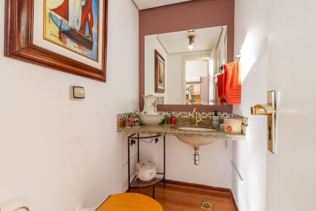 Imagem Imóvel com 4 Quartos à Venda, 250 m² em Vila Suzana - São Paulo