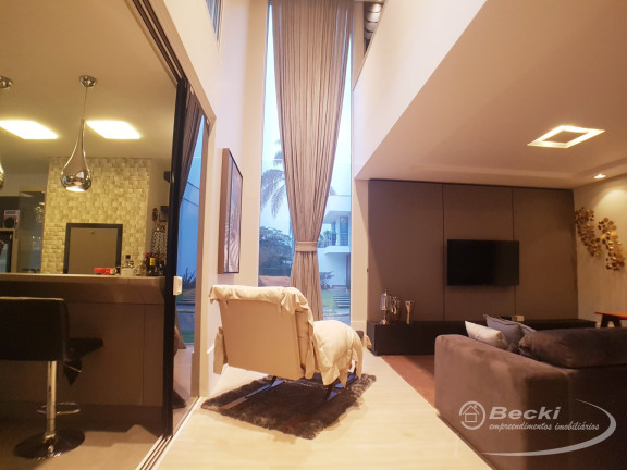 Imagem Casa de Condomínio com 4 Quartos à Venda, 594 m² em América - Joinville