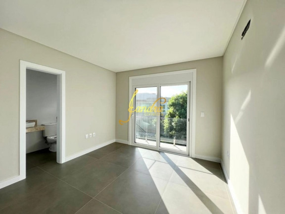 Imagem Casa de Condomínio com 4 Quartos à Venda, 284 m² em Zona Nova - Capão Da Canoa