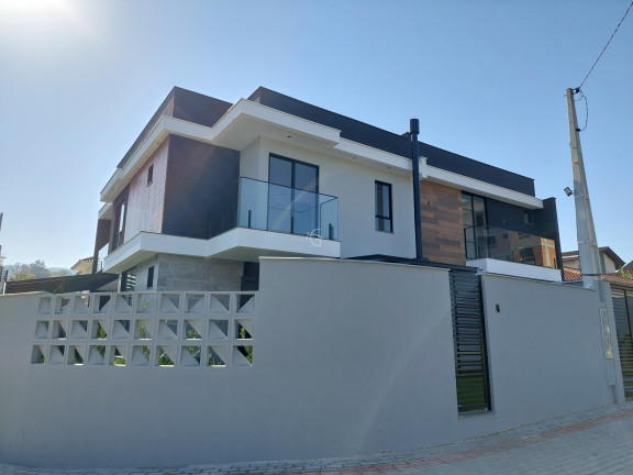 Imagem Casa com 3 Quartos à Venda, 148 m² em Saguaçu - Joinville Imagem Casa com 3 Quartos à Venda, 148 m² em Saguaçu - Joinville