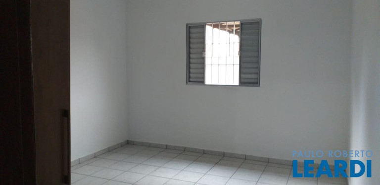 Imagem Sobrado com 7 Quartos à Venda, 258 m² em Vila São Pedro - Santo André Imagem Sobrado com 7 Quartos à Venda, 258 m² em Vila São Pedro - Santo André