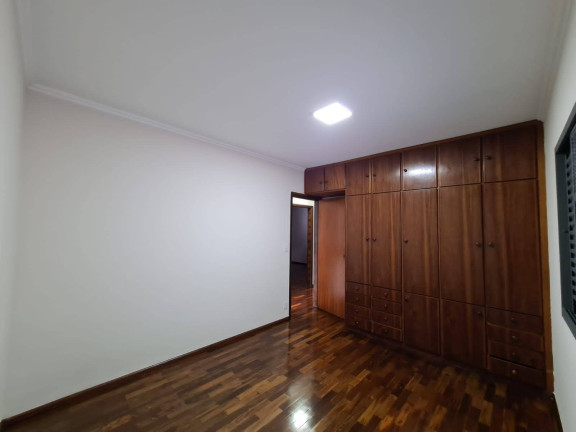 Imagem Casa com 3 Quartos à Venda, 400 m² em Madureira - Bauru