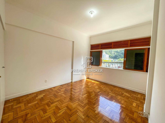 Imagem Apartamento com 3 Quartos à Venda, 97 m² em Várzea - Teresópolis