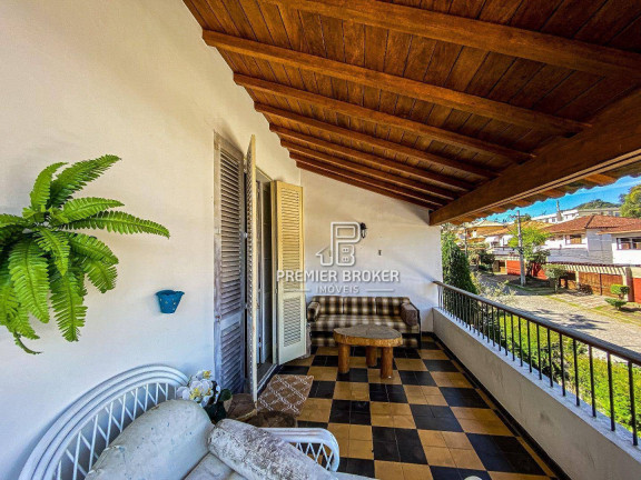 Imagem Casa com 5 Quartos à Venda, 280 m² em Alto - Teresópolis