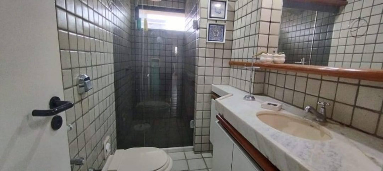 Imagem Apartamento com 5 Quartos à Venda, 215 m² Imagem Apartamento com 5 Quartos à Venda, 215 m²
