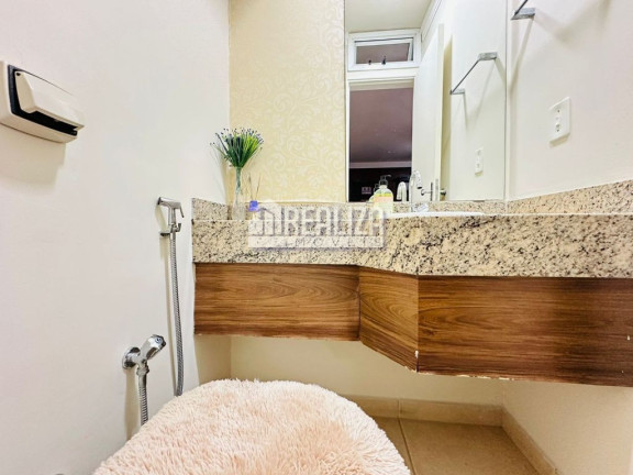 Imagem Apartamento com 3 Quartos à Venda, 199 m² em Irmãos Soares - Uberaba Imagem Apartamento com 3 Quartos à Venda, 199 m² em Irmãos Soares - Uberaba