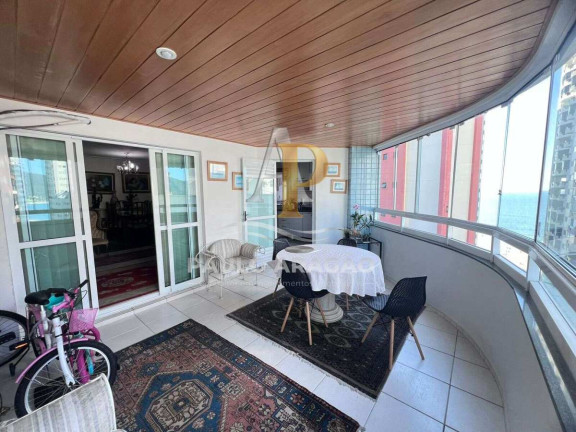 Imagem Apartamento com 3 Quartos à Venda, 108 m² em Centro - Balneário Camboriú Imagem Apartamento com 3 Quartos à Venda, 108 m² em Centro - Balneário Camboriú