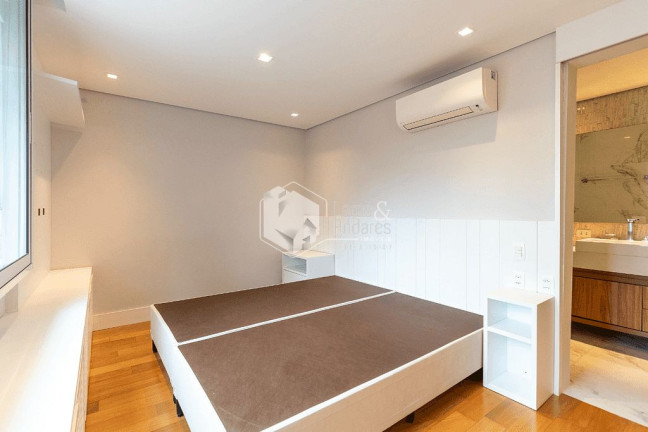 Imagem Apartamento com 3 Quartos à Venda, 142 m² em Jardim Paulista - São Paulo Imagem Apartamento com 3 Quartos à Venda, 142 m² em Jardim Paulista - São Paulo