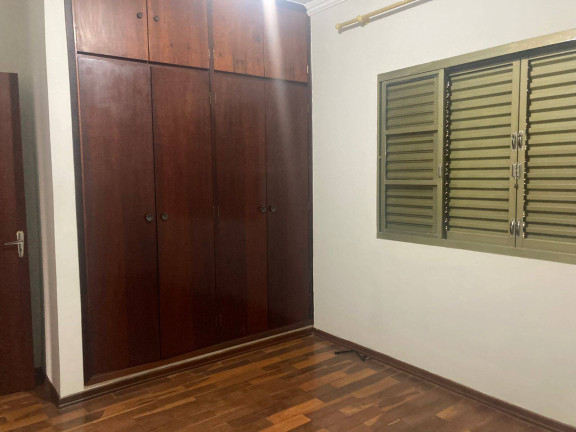 Imagem Casa com 3 Quartos à Venda, 300 m² em Vila Margarida - Ourinhos Imagem Casa com 3 Quartos à Venda, 300 m² em Vila Margarida - Ourinhos