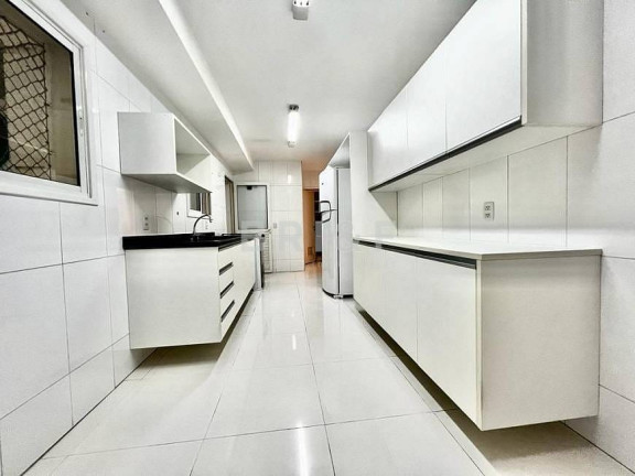 Imagem Apartamento com 3 Quartos para Alugar, 235 m² em Vila Nova Conceição - São Paulo