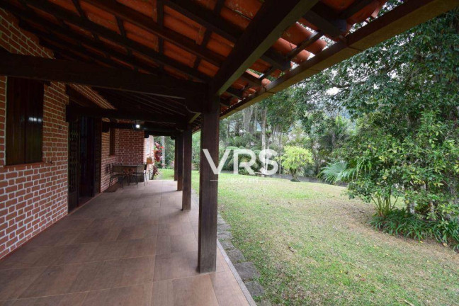 Casa com 4 Quartos à Venda, 234 m² em Granja Guarani - Teresópolis