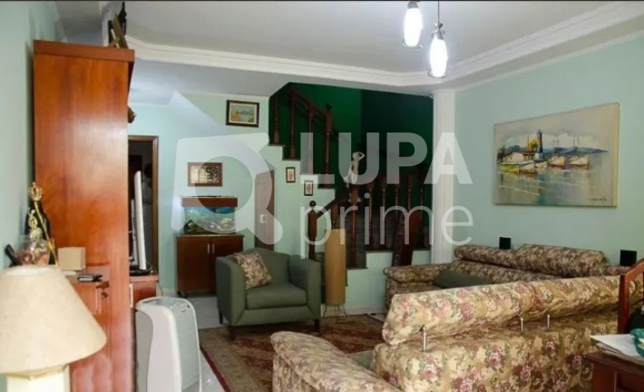 Casa com 3 Quartos à Venda, 100 m² em Vila Maria Alta - São Paulo