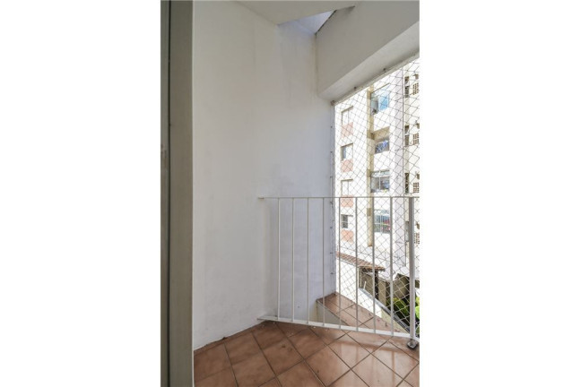 Imagem Imóvel com 1 Quarto à Venda, em Moema - São Paulo Imagem Imóvel com 1 Quarto à Venda, em Moema - São Paulo