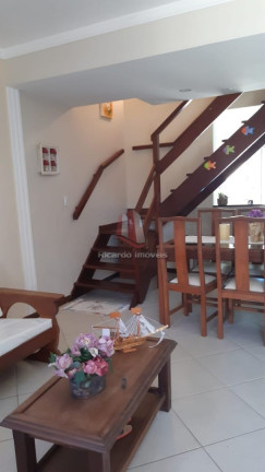 Imagem Imóvel com 2 Quartos à Venda, 80 m² em Peró - Cabo Frio