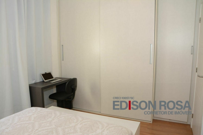 Imagem Apartamento com 2 Quartos à Venda, 68 m² em Coqueiros - Florianópolis