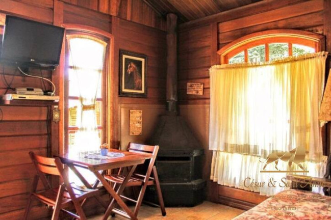 Imagem Casa com 1 Quarto para Alugar, 40 m² em Imbiri - Campos Do Jordão