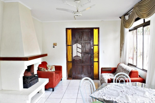 Imagem Casa com 4 Quartos à Venda, 120 m² em Patronato - Santa Maria Imagem Casa com 4 Quartos à Venda, 120 m² em Patronato - Santa Maria
