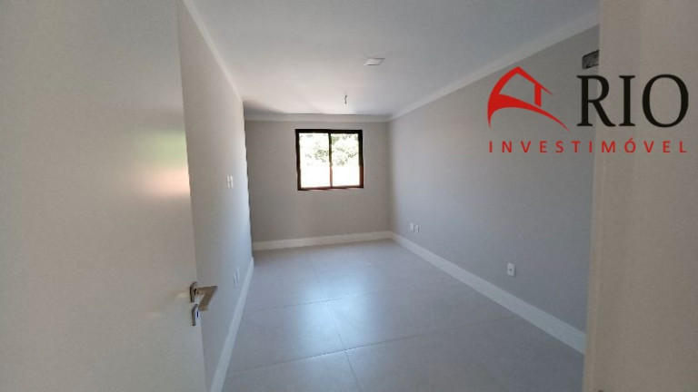 Imagem Casa com 4 Quartos à Venda, 360 m² em Barra Da Tijuca - Rio De Janeiro Imagem Casa com 4 Quartos à Venda, 360 m² em Barra Da Tijuca - Rio De Janeiro