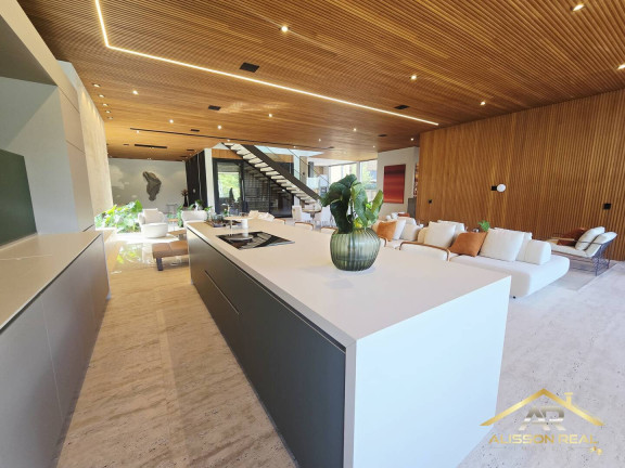 Imagem Casa de Condomínio com 7 Quartos à Venda, 950 m² em Tamboré - Santana De Parnaíba
