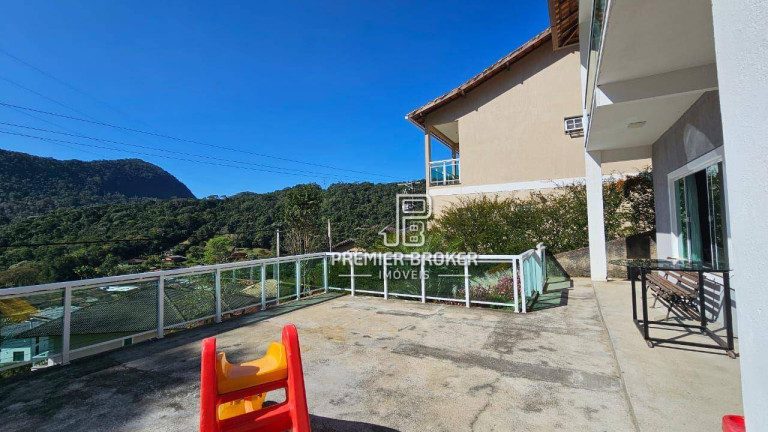 Imagem Casa com 3 Quartos à Venda, 180 m² em Albuquerque - Teresópolis Imagem Casa com 3 Quartos à Venda, 180 m² em Albuquerque - Teresópolis