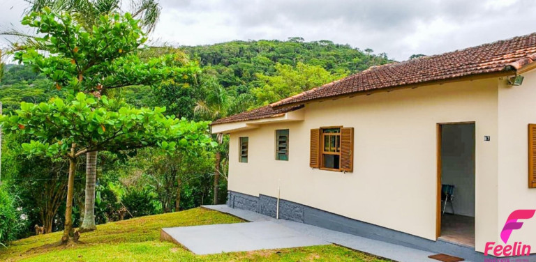 Imagem Casa com 3 Quartos à Venda, 73 m² em Rio Tavares - Florianópolis Imagem Casa com 3 Quartos à Venda, 73 m² em Rio Tavares - Florianópolis
