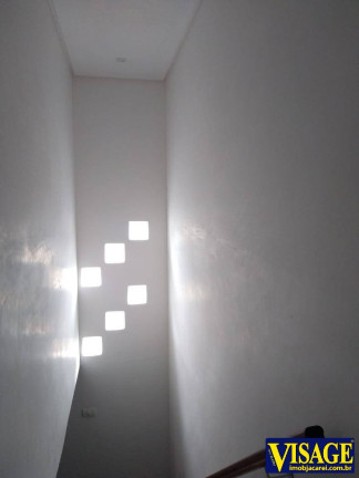 Imagem Sobrado com 2 Quartos à Venda, em Jd. St. Marina - Jacareí Imagem Sobrado com 2 Quartos à Venda, em Jd. St. Marina - Jacareí