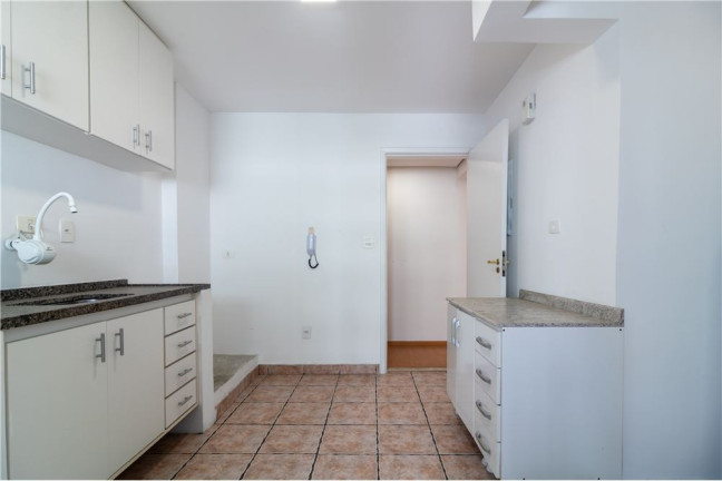 Imagem Apartamento com 2 Quartos à Venda, 70 m² em Moema - São Paulo