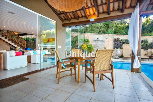 Imagem Casa com 6 Quartos à Venda, 850 m² em Ferradura - Armação Dos Búzios Imagem Casa com 6 Quartos à Venda, 850 m² em Ferradura - Armação Dos Búzios