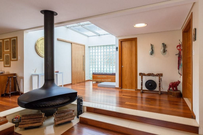 Imagem Casa com 5 Quartos à Venda, 509 m² em Alto De Pinheiros - São Paulo