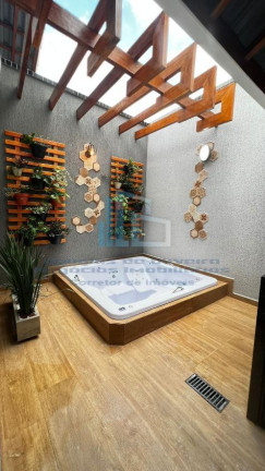 Casa com 3 Quartos à Venda, 115 m² em Vilamar - Praia Grande