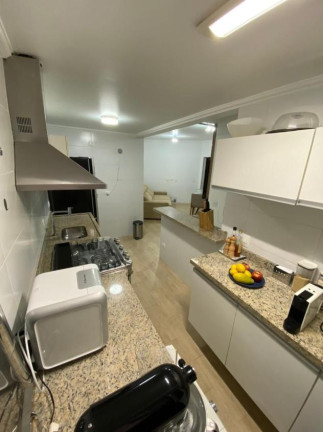 Imagem Imóvel com 2 Quartos à Venda, 65 m² Imagem Imóvel com 2 Quartos à Venda, 65 m²