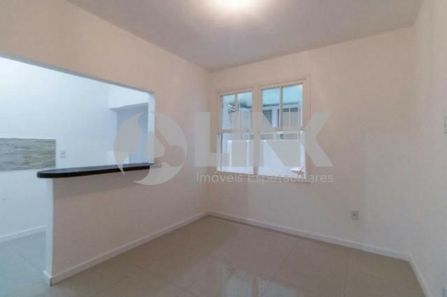 Imagem Apartamento com 1 Quarto à Venda, 41 m² em Auxiliadora - Porto Alegre