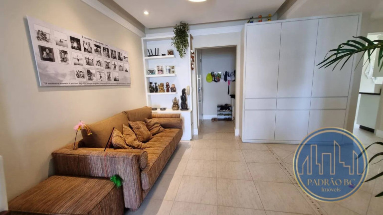 Imagem Apartamento com 4 Quartos à Venda, 156 m² em Barra Norte - Balneário Camboriú Imagem Apartamento com 4 Quartos à Venda, 156 m² em Barra Norte - Balneário Camboriú