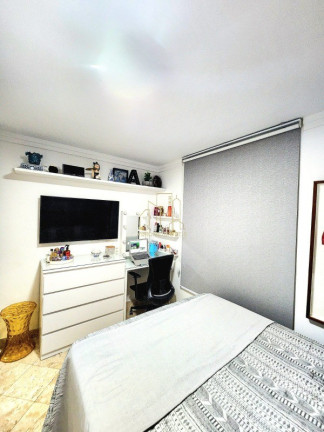 Imagem Imóvel com 3 Quartos à Venda, 210 m² em Cidade Jardim - Salvador Imagem Imóvel com 3 Quartos à Venda, 210 m² em Cidade Jardim - Salvador
