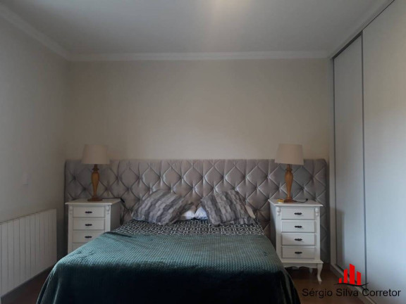 Imagem Apartamento com 3 Quartos à Venda, em Vila Capivari - Campos Do Jordão Imagem Apartamento com 3 Quartos à Venda, em Vila Capivari - Campos Do Jordão