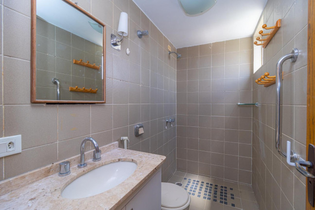 Imagem Apartamento com 3 Quartos para Alugar, 85 m² em Ahú - Curitiba Imagem Apartamento com 3 Quartos para Alugar, 85 m² em Ahú - Curitiba
