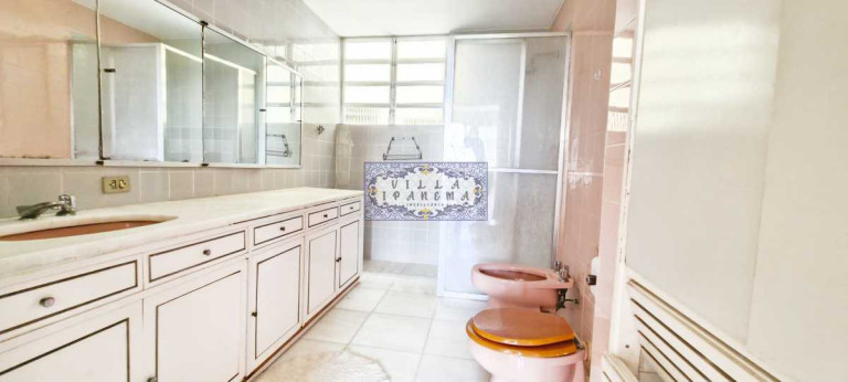 Imagem Apartamento com 4 Quartos à Venda, 350 m² em Copacabana - Rio De Janeiro Imagem Apartamento com 4 Quartos à Venda, 350 m² em Copacabana - Rio De Janeiro