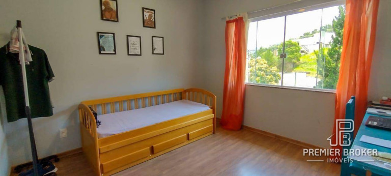 Imagem Casa com 4 Quartos à Venda, 170 m² em Vargem Grande - Teresópolis Imagem Casa com 4 Quartos à Venda, 170 m² em Vargem Grande - Teresópolis