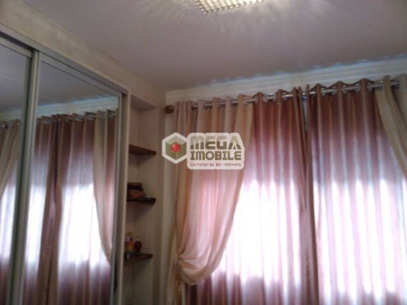 Imagem Apartamento com 2 Quartos à Venda, 72 m² em Itacorubi - Florianópolis