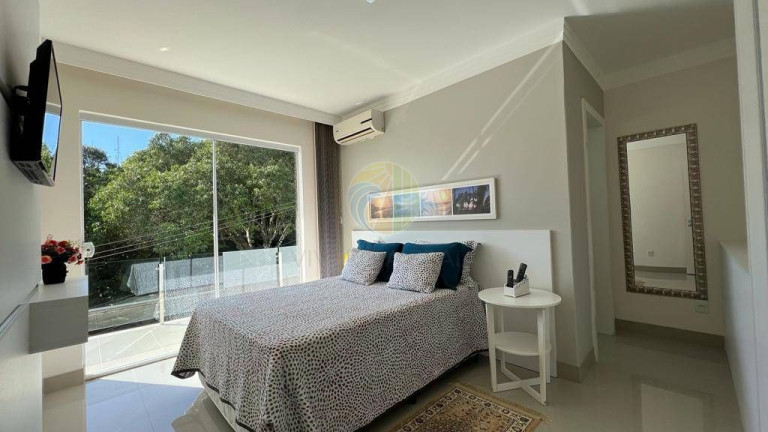 Imagem Casa com 4 Quartos à Venda, 11.500 m² em Centro - Bombinhas