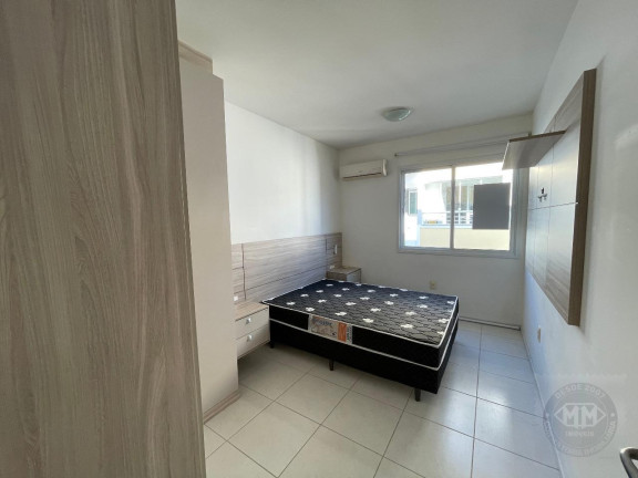 Imagem Apartamento com 1 Quarto para Alugar, 43 m² em Canasvieiras - Florianópolis